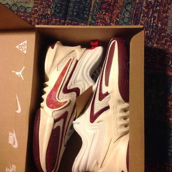 Nike Cosmic Unity 2 Multicolor Sneakers - 11.5 - New in Box - Picture 8 of 12